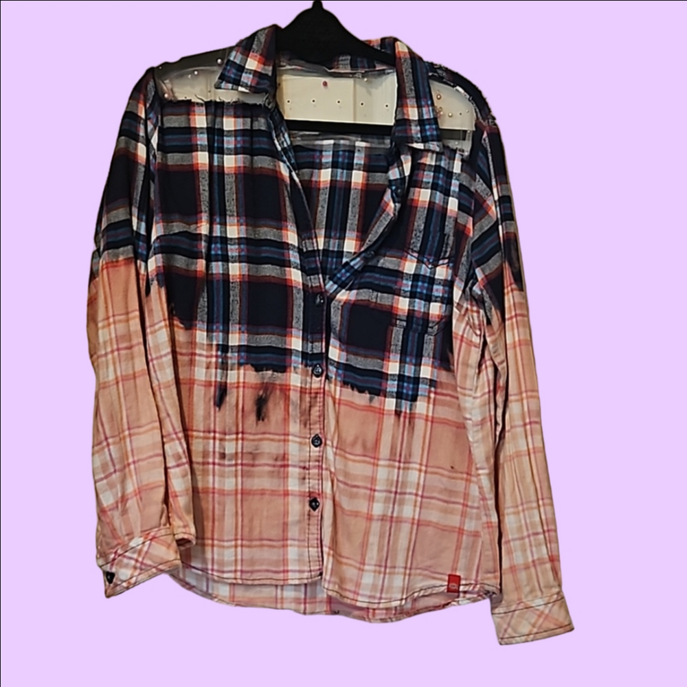 Customized flannel women's shirt ..